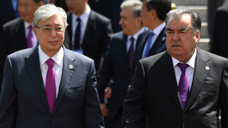 President of Tajikistan thanks Tokayev for 5000 tonnes of wheat