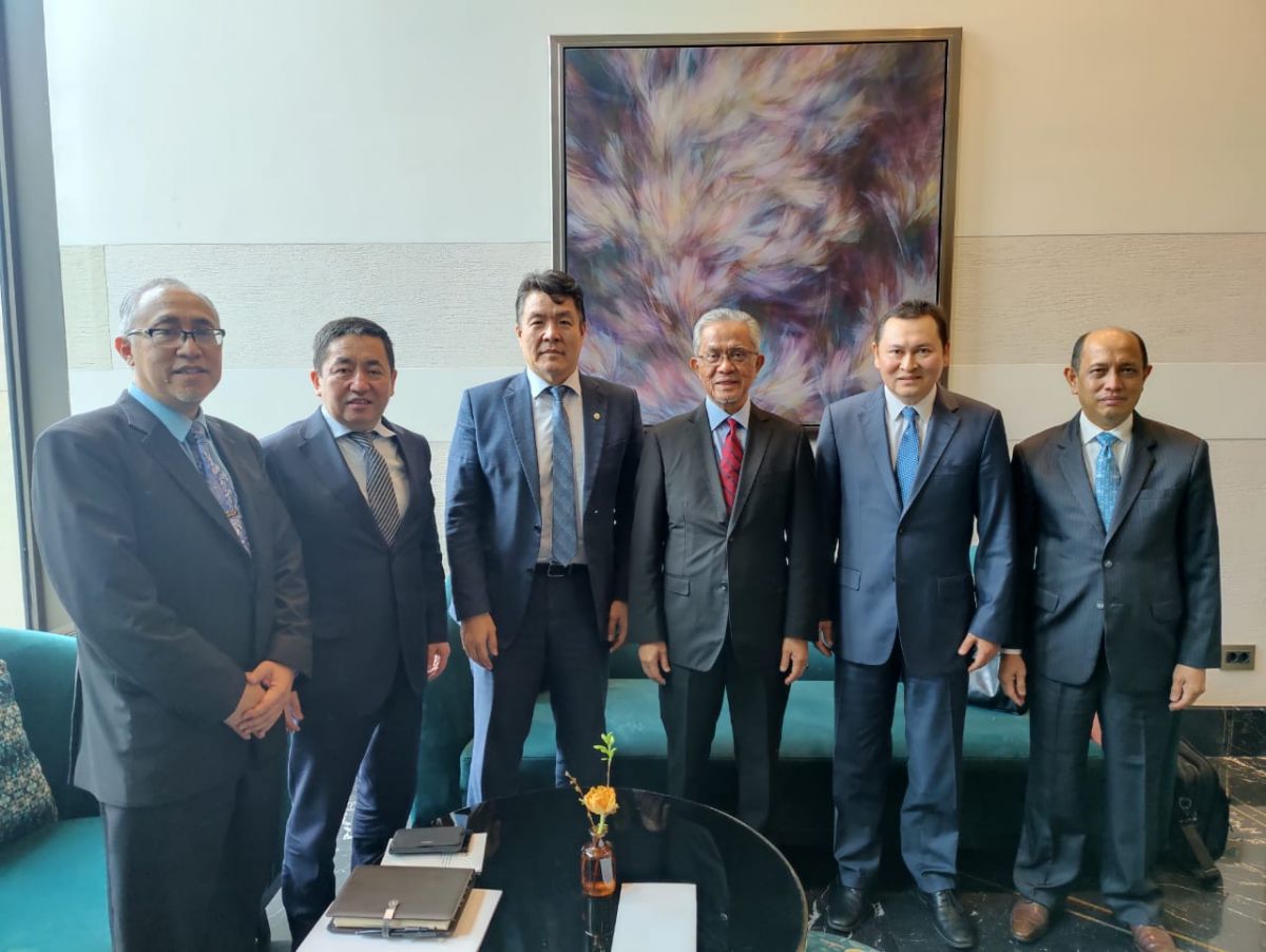 IOFS HELD A MEETING WITH DEPUTY MINISTER OF FOREIGN AFFAIRS OF MALAYSIA