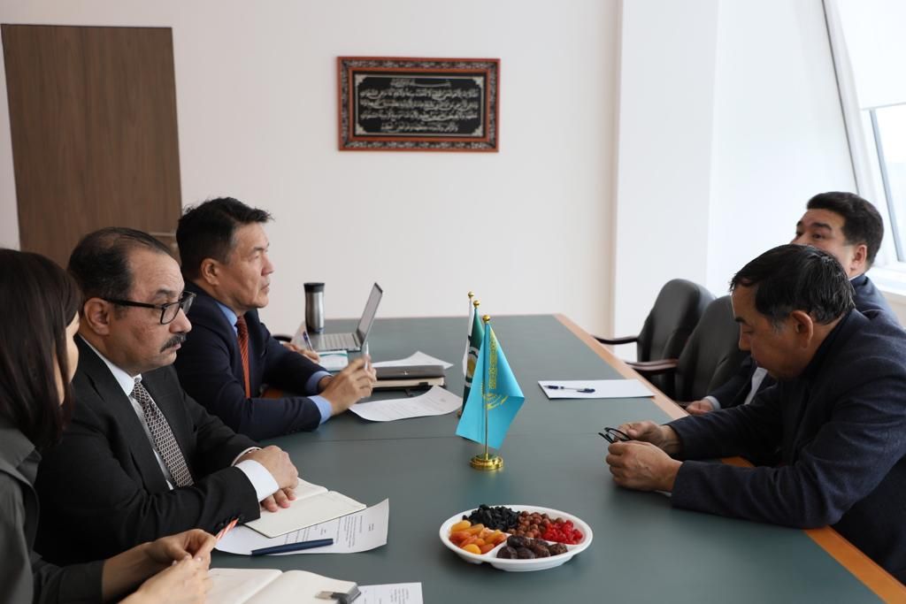 Meeting of the Chairman of the National Agrarian Science and Education Center and the Director General of the Islamic Organization for Food Security