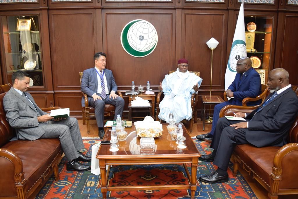 OIC Secretary General Assures of His Support to IOFS Activities
